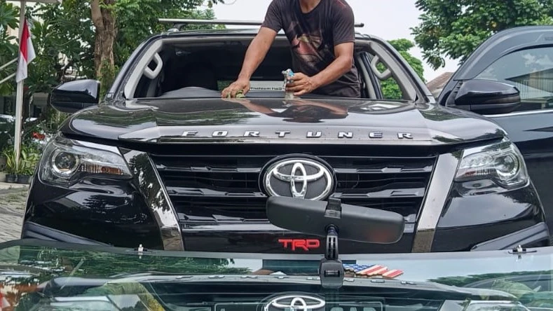 Ganti Kaca Mobil Toyota Fortuner